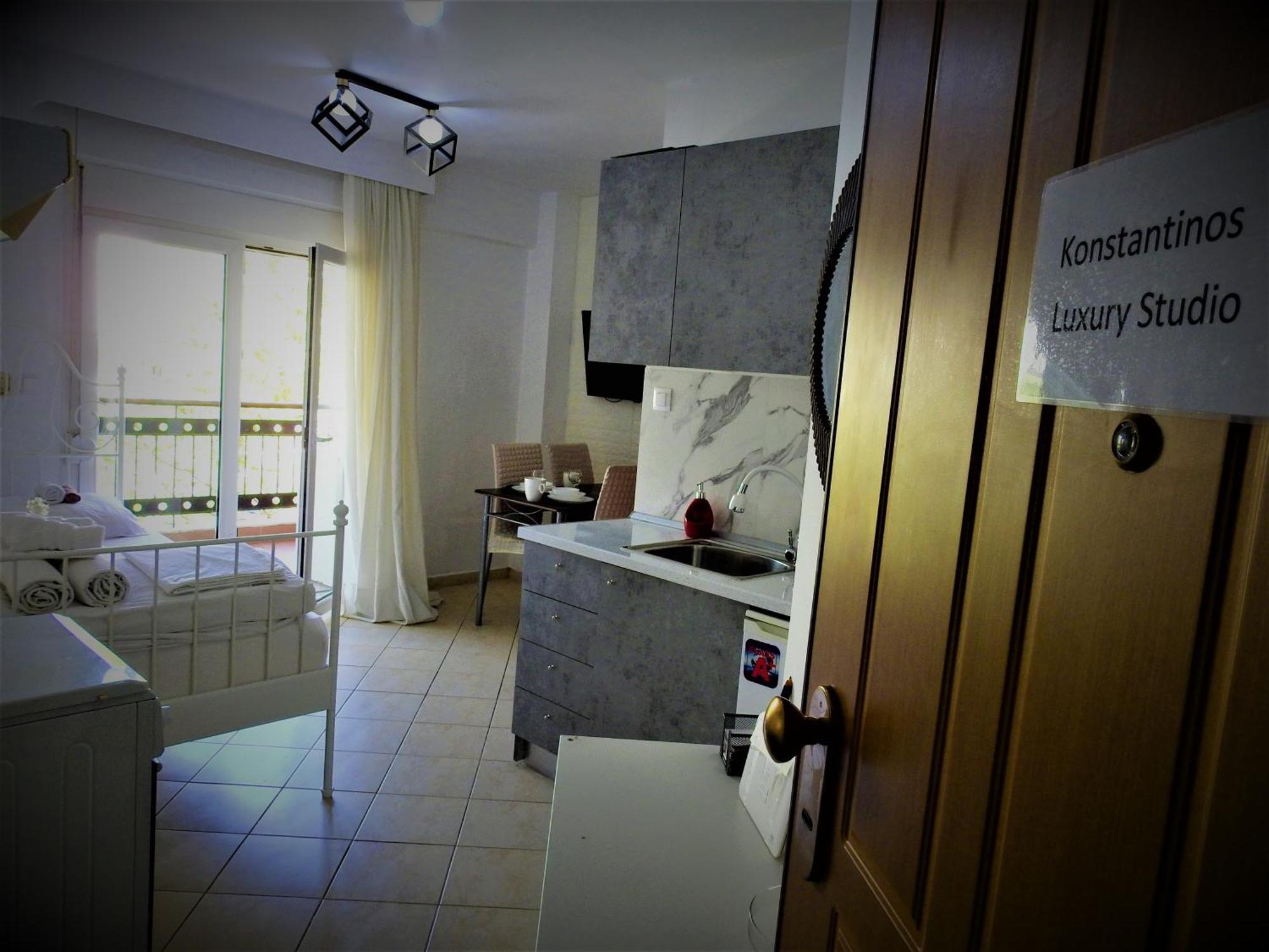 Konstantinos'S Luxury Studio Thessalonique Extérieur photo